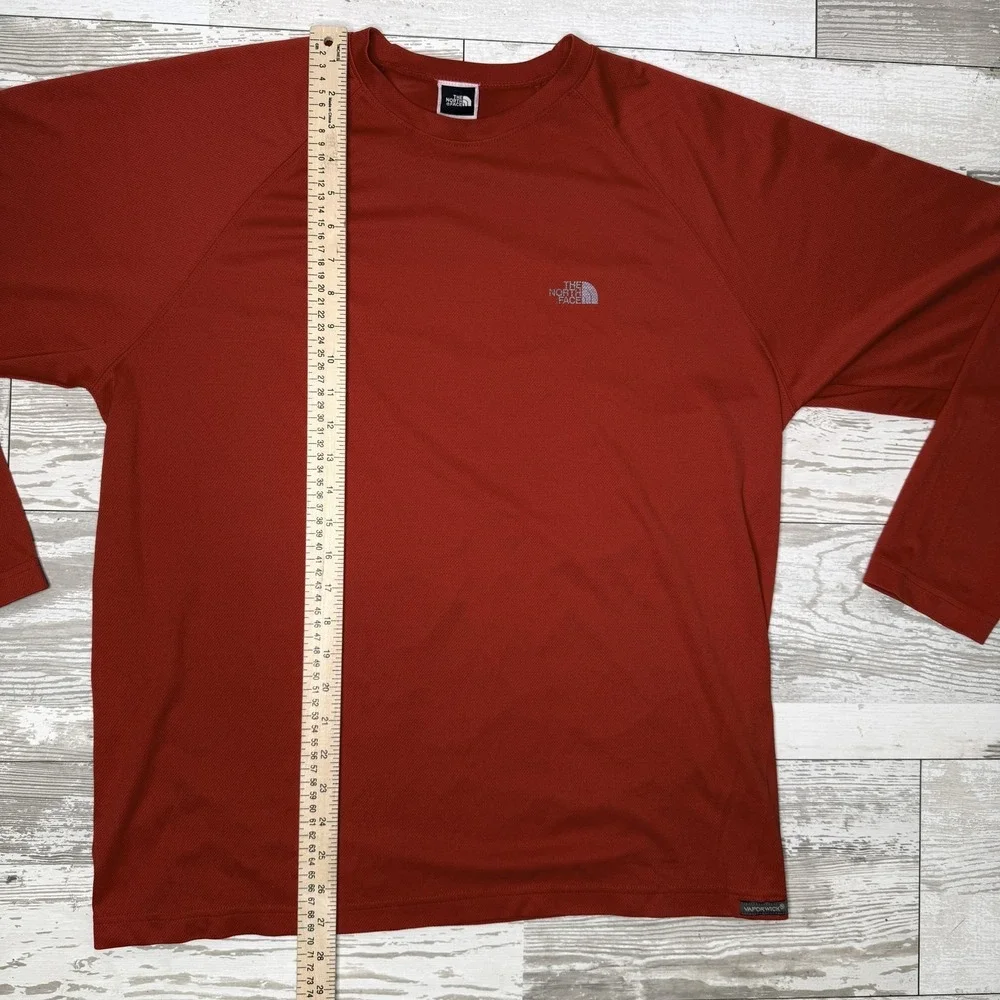 The North Face Shirt Mens Large Red VaporWick Long Sleeve Athletic Top Running